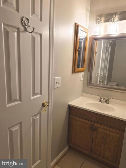 Building Photo - 4281 Sleepy Lake Dr