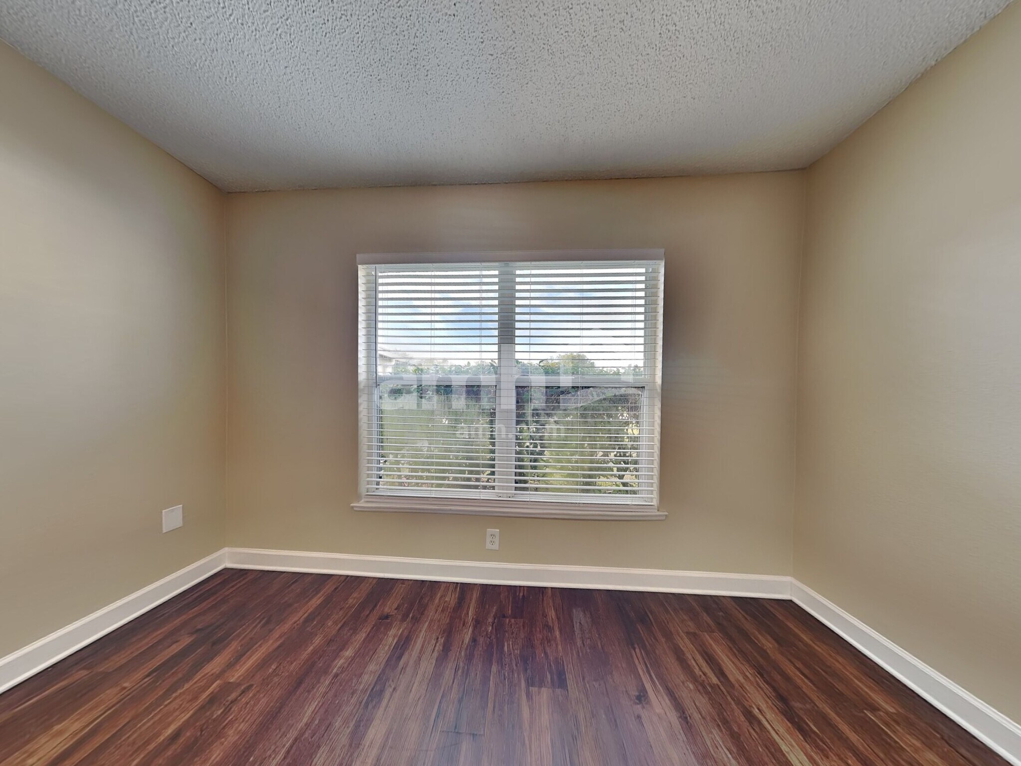 Building Photo - 24746 Mary Beth Ct