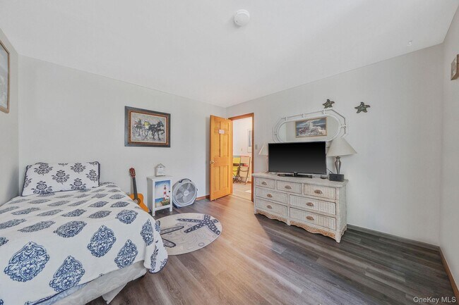 Building Photo - 5 Ocean View Ave