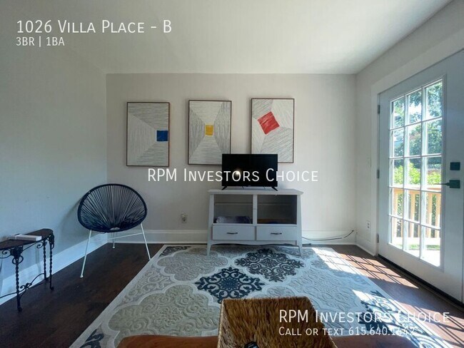 Building Photo - 1026 Villa Pl