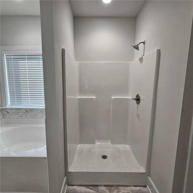 Building Photo - 201 Damascus Rd