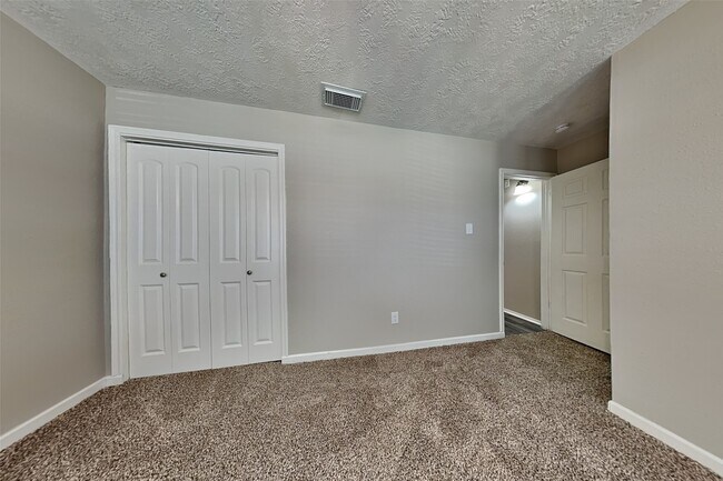 Building Photo - 5626 Deer Timbers Trail
