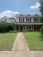 Building Photo - 110 Ridgegate Dr