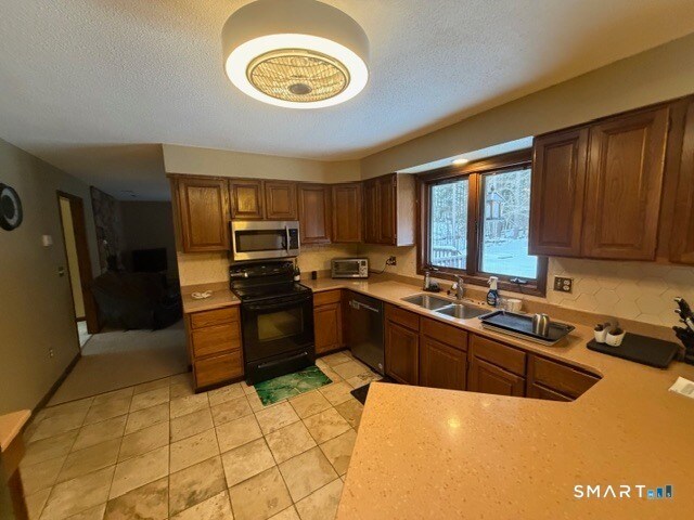 Building Photo - 522 Springfield Rd