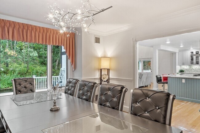 Building Photo - 34 Wildmeadow Rd