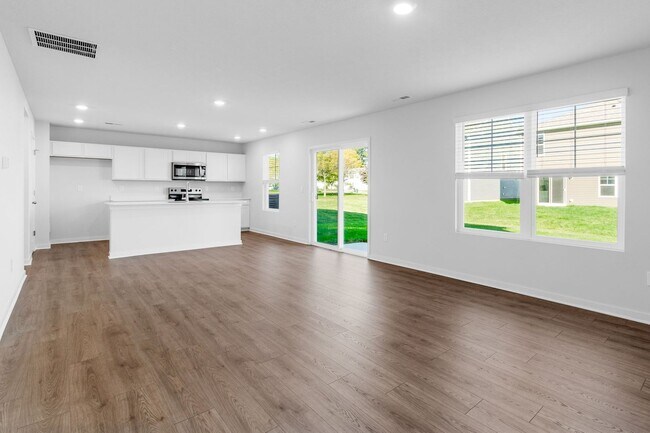 Building Photo - NEW Single Family Home in a Private Community!