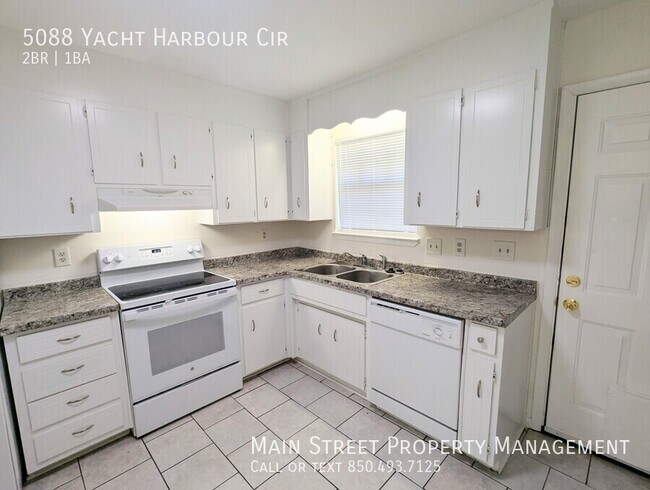 Building Photo - 5088 Yacht Harbor Cir