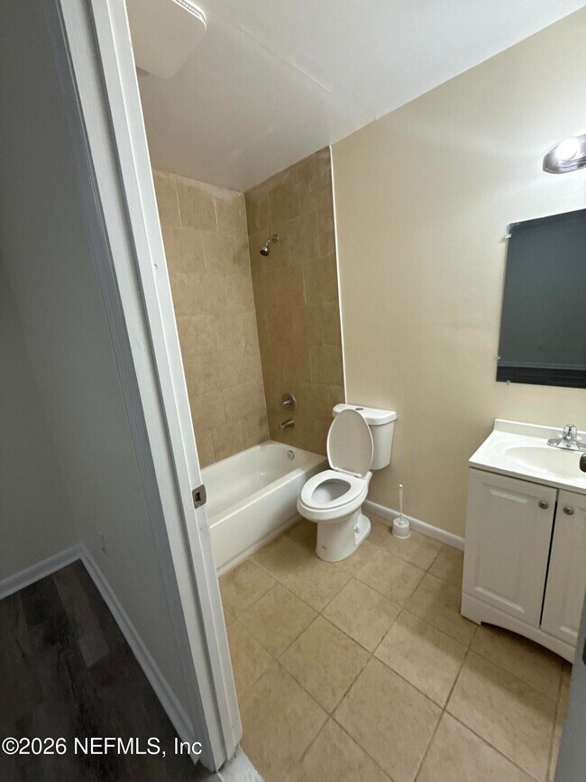 Building Photo - 4692 Portsmouth Ave