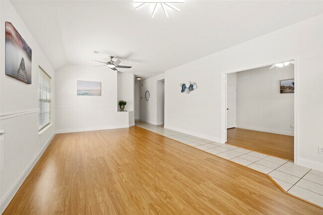 Building Photo - 16314 Cobble Springs Ct