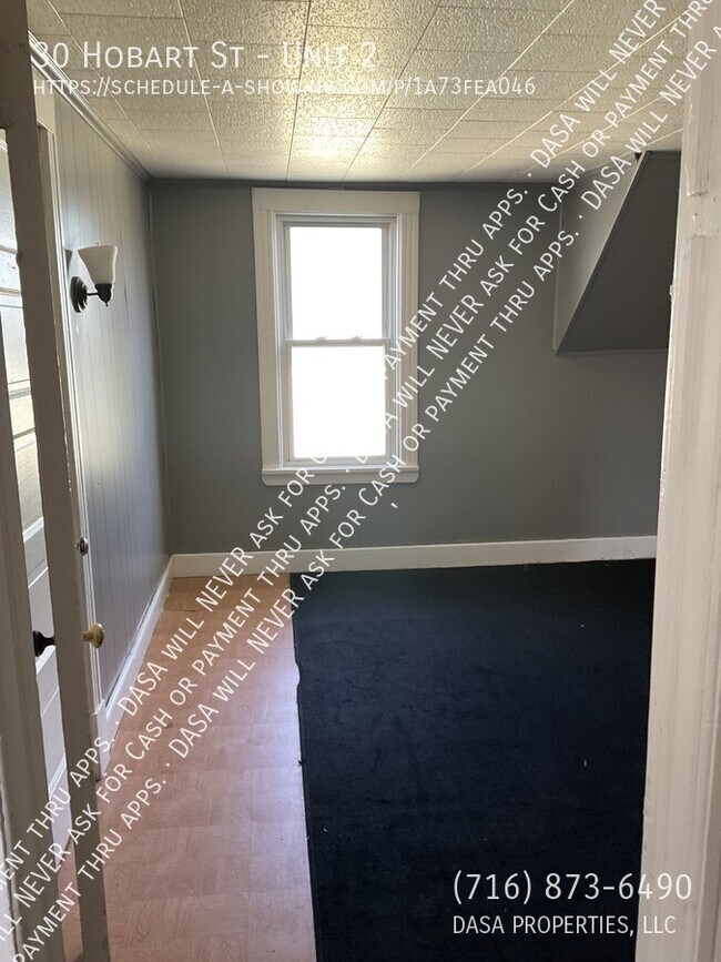 Building Photo - 30 Hobart St