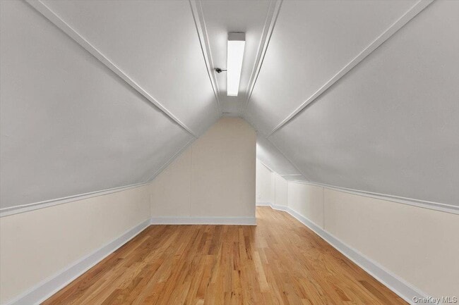 Building Photo - 116 Corlies Ave