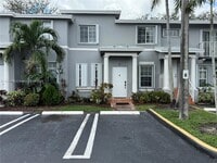 Building Photo - 5225 NW 112th Ave