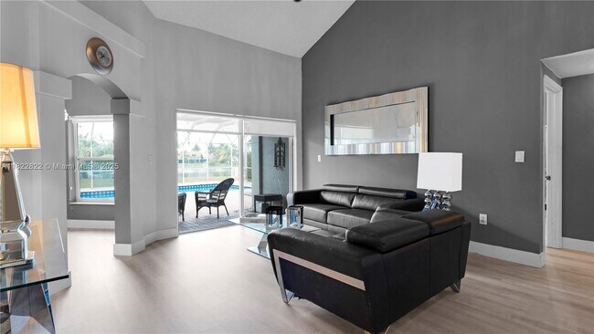 Building Photo - 8356 SW 158th Ave