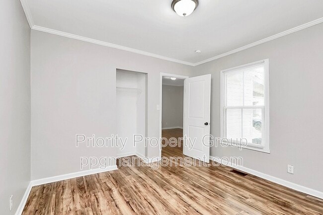 Building Photo - 818 Frederick St