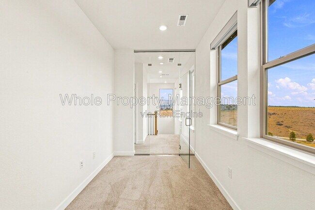 Building Photo - 15612 W Floyd Dr