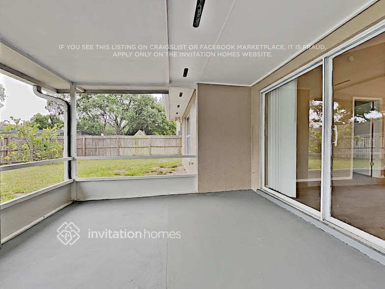 Building Photo - 411 Barrywood Ln