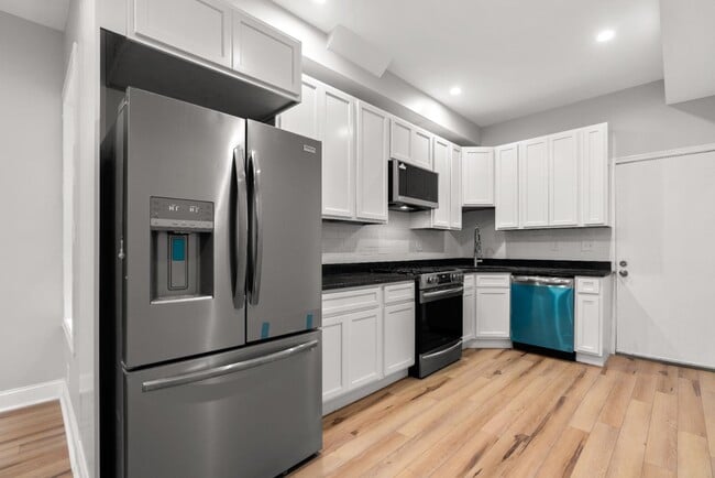 Building Photo - 226 N Collington Ave