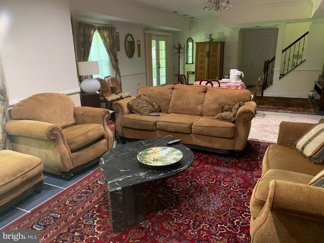 Building Photo - 3128-FURNISHED Prosperity Ave