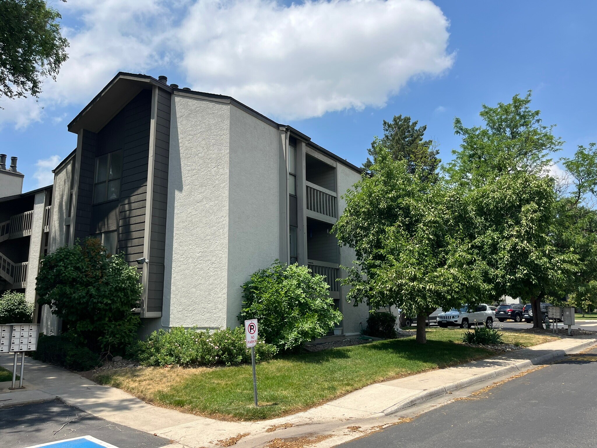 Building Photo - 3525 28th St