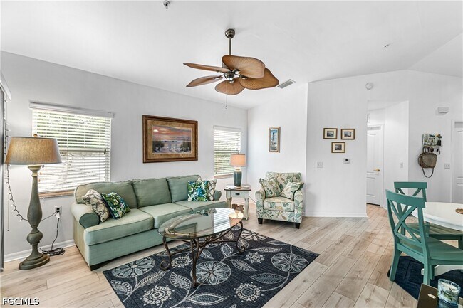 Building Photo - 12181 Summergate Cir