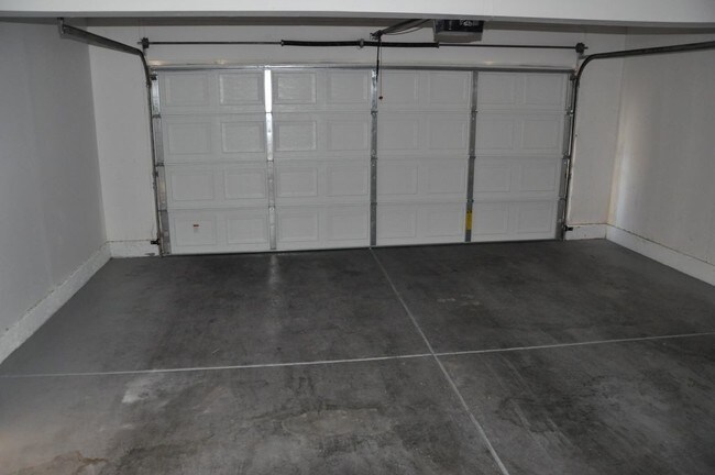 Building Photo - 3332 Mariner Bay St