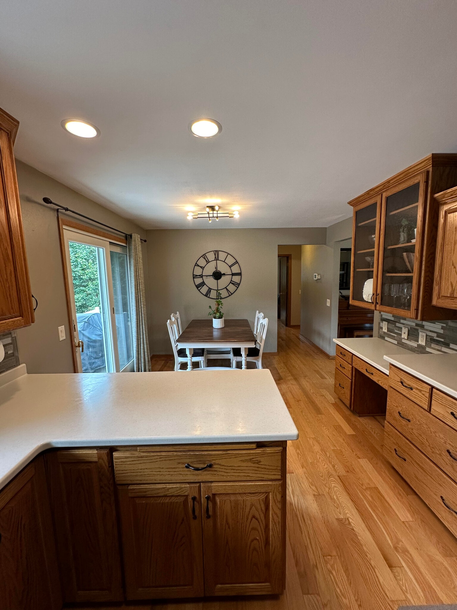 Dinning Room - 205 Simon Crestway