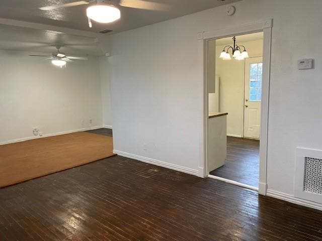 Building Photo - 733 Shelton St