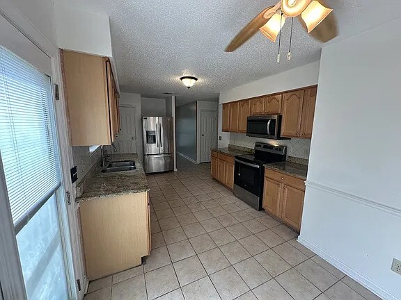 Building Photo - 748 Timber Ridge Trail