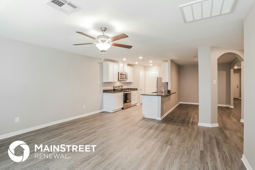 Building Photo - 26123 Hals Dr