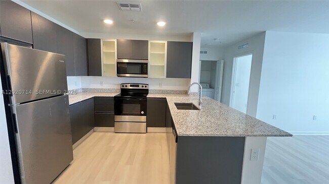 Building Photo - 5579 Millennia Park Dr