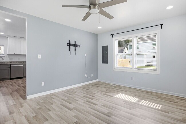 Building Photo - Freshly Renovated Ranch with a Spacious Fenced Yard