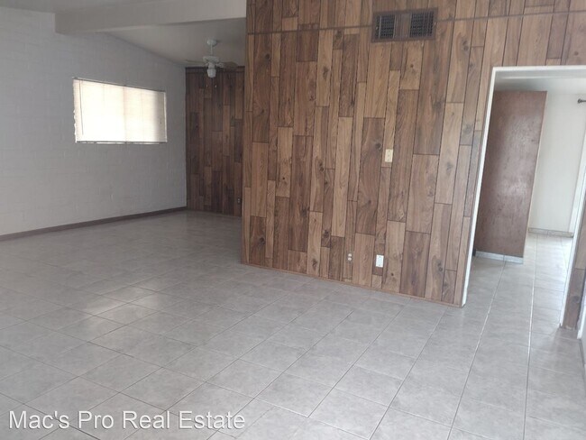 Building Photo - 3 br, 2 bath House - 6928 E. Timrod Street