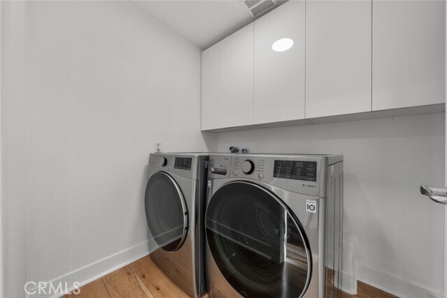 Building Photo - 24505 Town Center Dr