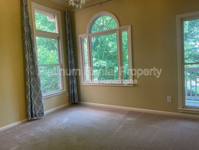 Building Photo - 1460 Wembley Ct NE