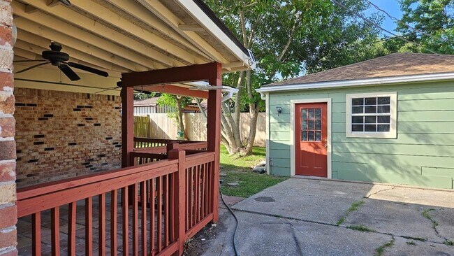 Building Photo - 11307 Sageheather Dr