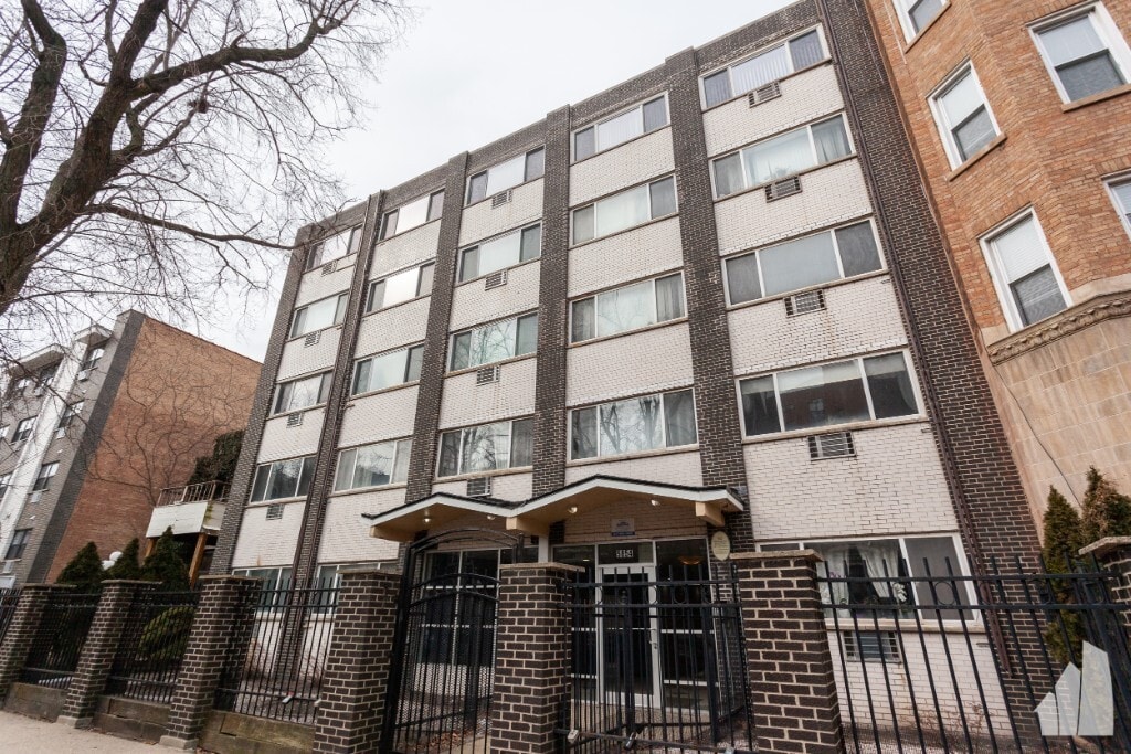 Building Photo - 5854 N Kenmore Ave