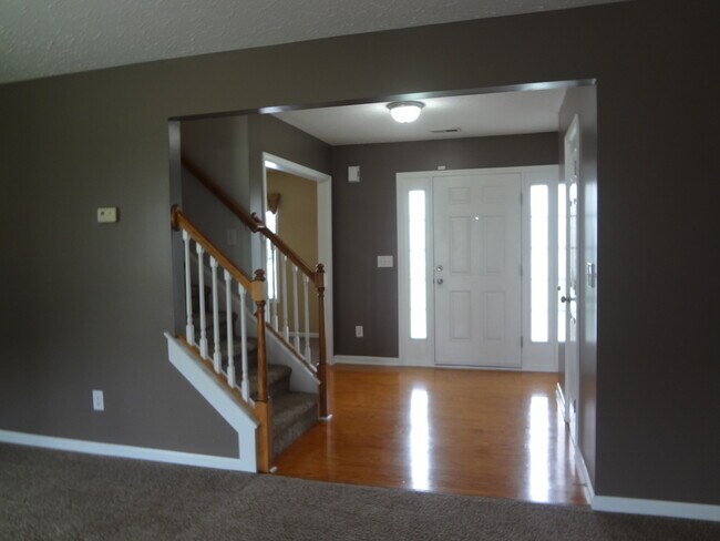 Building Photo - 101 Dorsett Ct