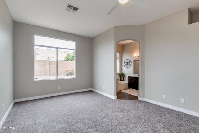 Building Photo - Remodeled 3-bedroom in Chandler