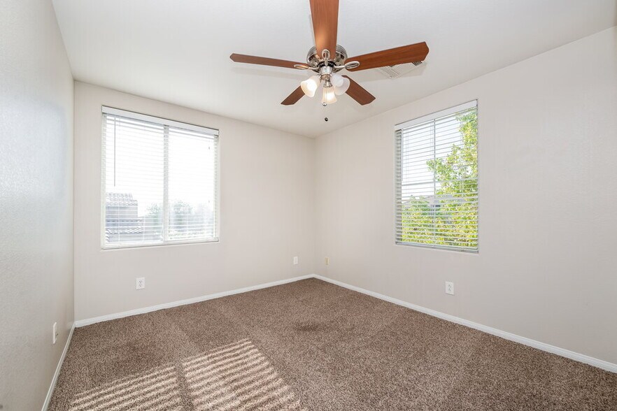 Building Photo - 9150 W Brilliant Prairie Ct