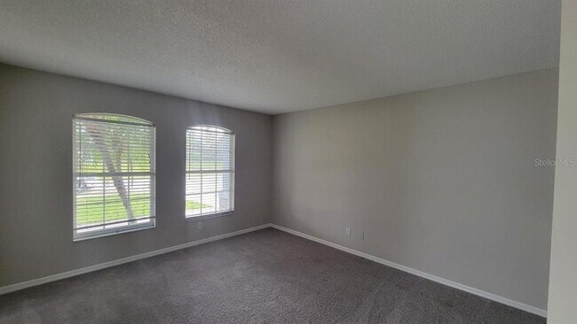 Building Photo - 12018 Wallingford Way