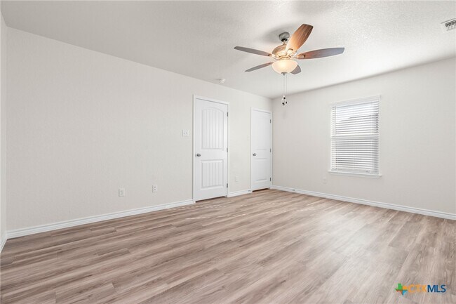 Building Photo - 106 Levi Court