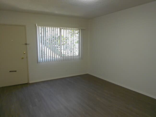 Floorplan - 3721 Midvale Ave