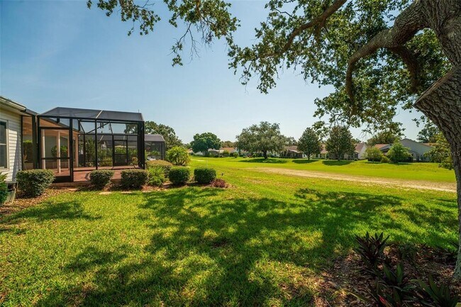 Building Photo - 25316 Crestwater Dr