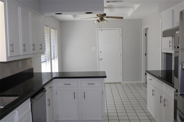 Building Photo - 6009 Norfolk Dr