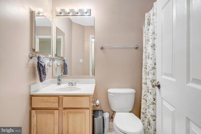 Building Photo - 8628 Ellesmere Way
