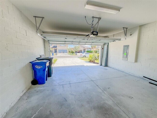 Building Photo - 6309 Kevesta Ave