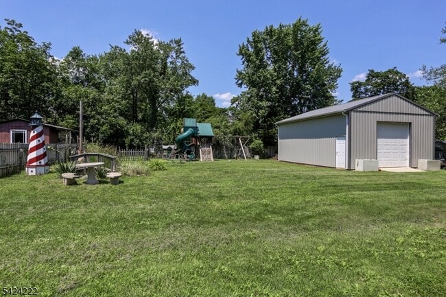 Building Photo - 85 Hollywood Ave