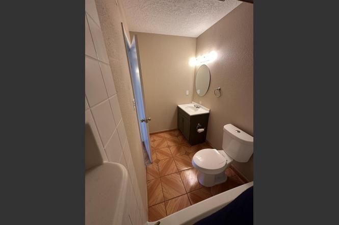 Building Photo - 936 W Sky St SW