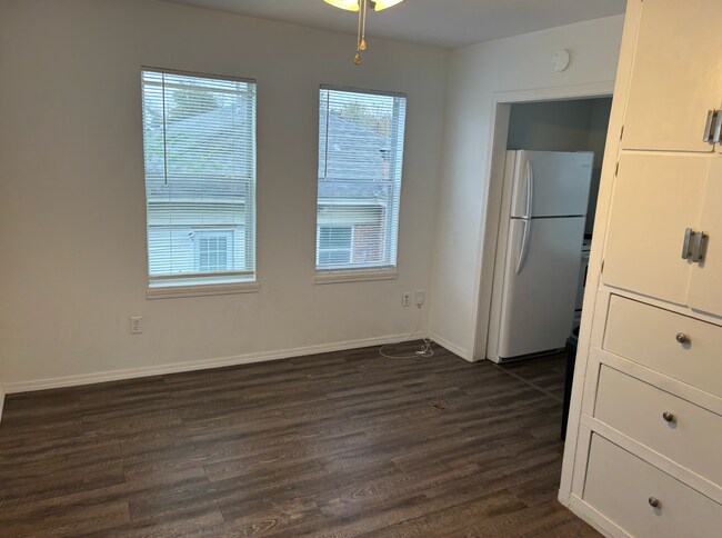 Building Photo - 1840-1842 NW 12th St