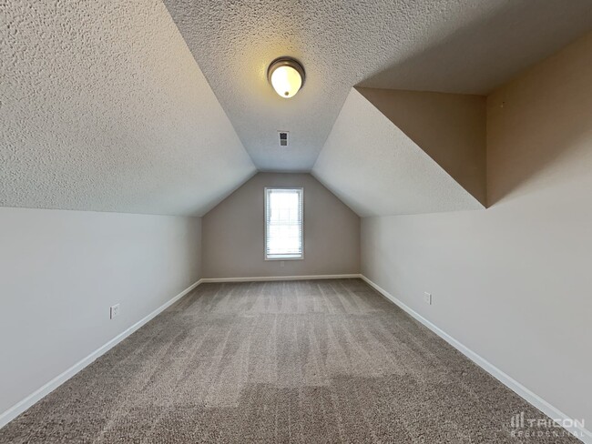 Building Photo - 81 Ashcott Dr